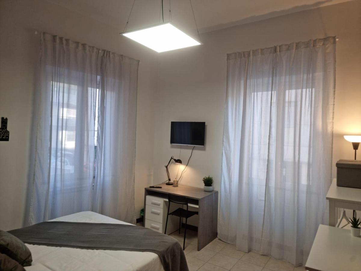Laura Four Appartement Messina Buitenkant foto